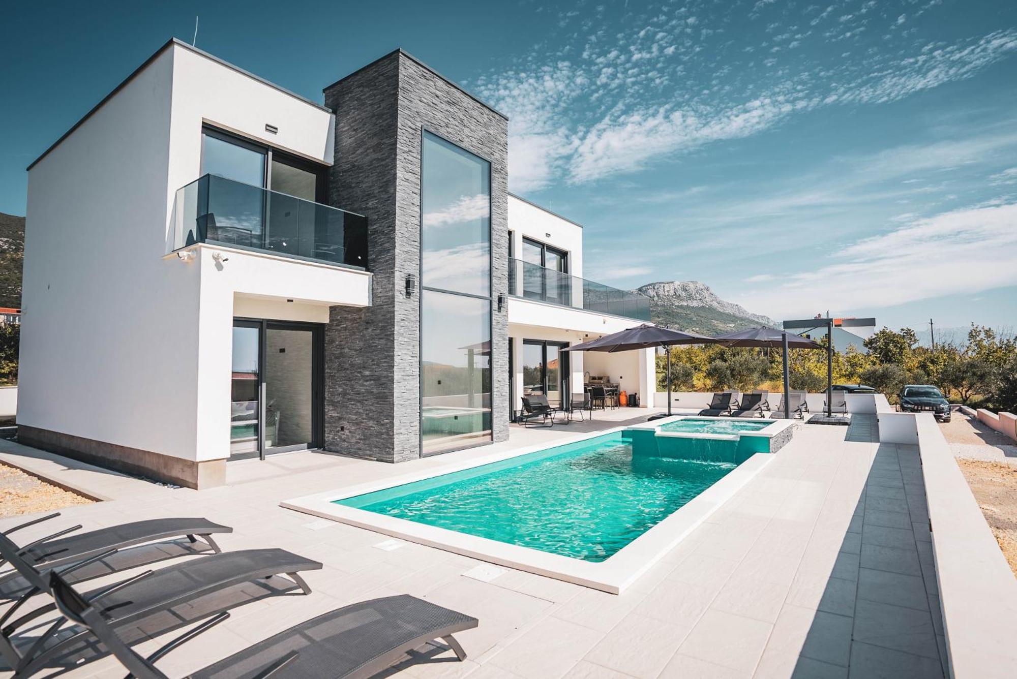 Villa Just Be Happy By Trawelltopia Kaštela Eksteriør bilde